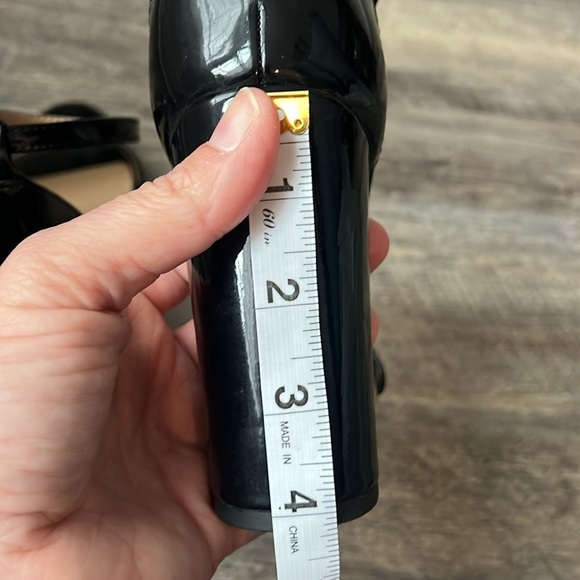 Sam Edelman Women’s Black Patent Leather YARO BLOCK HEEL SANDAL Size 8.5 + - Picture 7 of 9